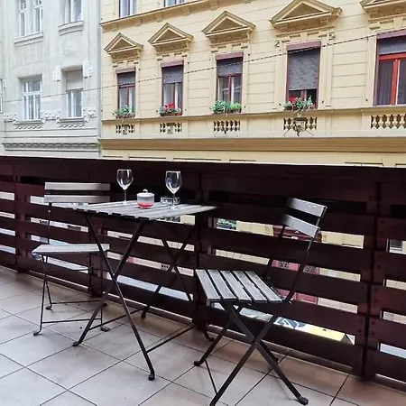 Chevalier Apartman Budapest Exterior photo